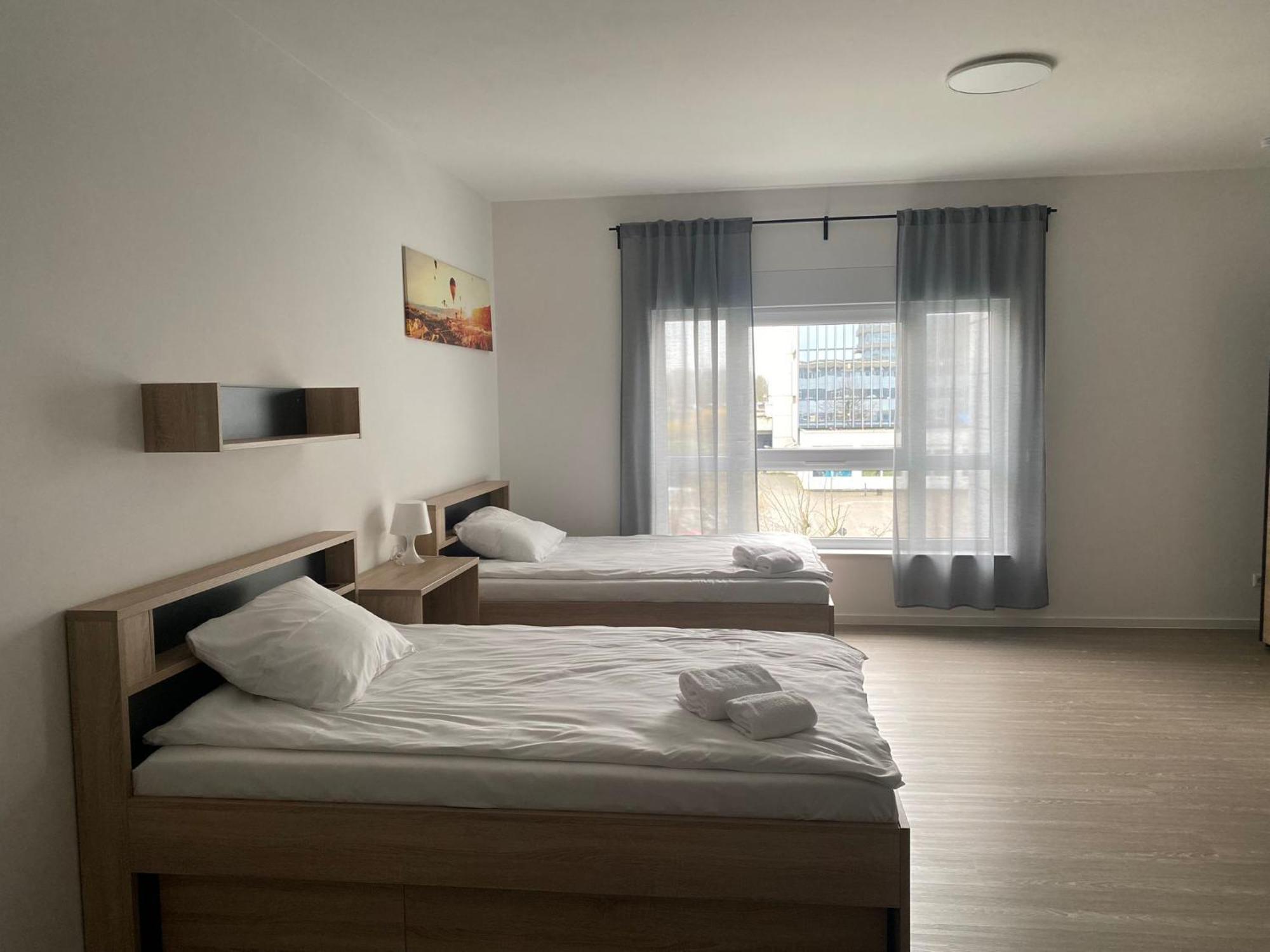 Jade & Jabo - Sehr Schoene Zimmer & Apartements Zum Wohlfuehlen Tageweise & Wochenweise Buchbar Neuss Room photo