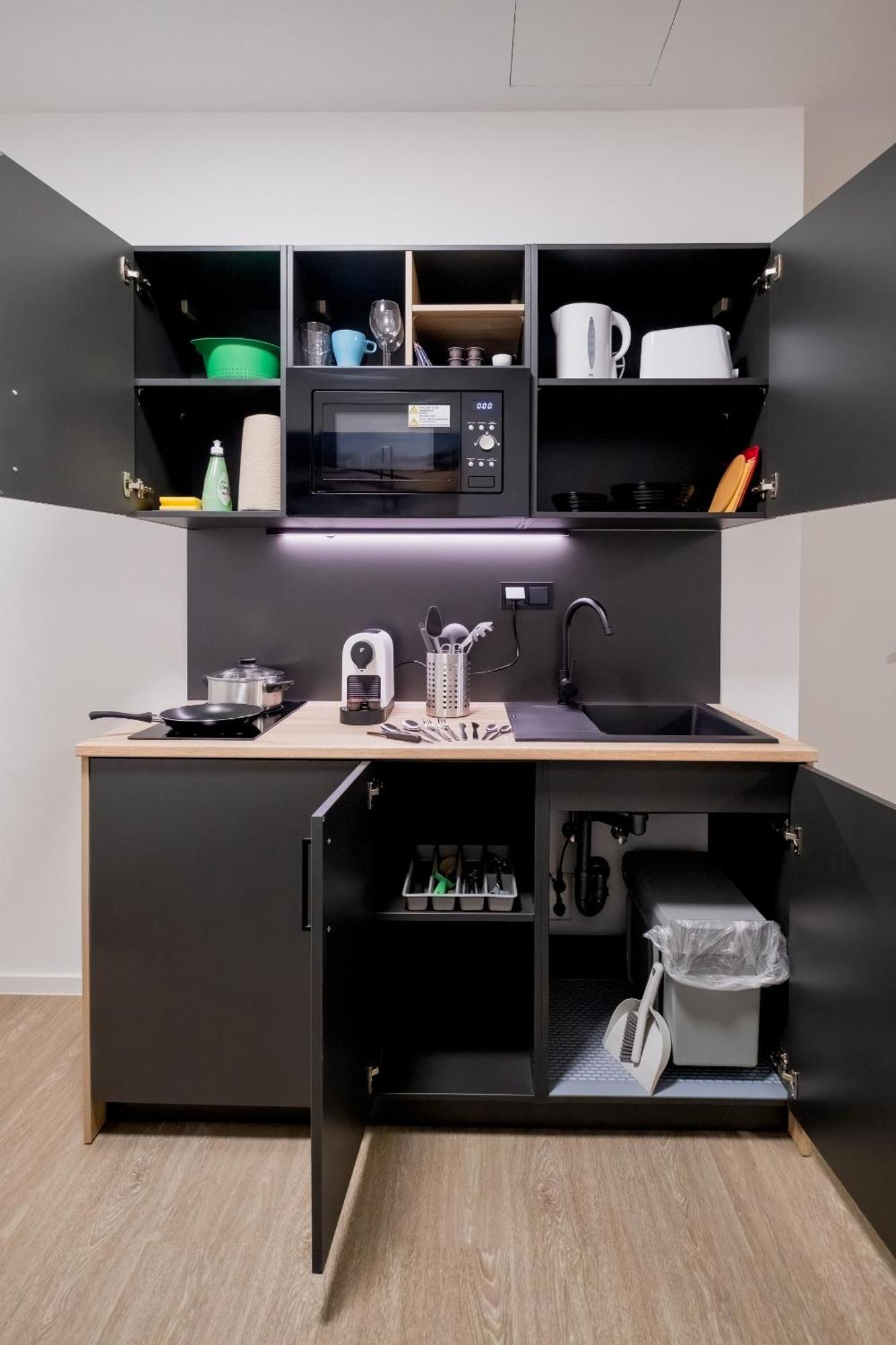 Jade & Jabo - Sehr Schoene Zimmer & Apartements Zum Wohlfuehlen Tageweise & Wochenweise Buchbar Neuss Room photo